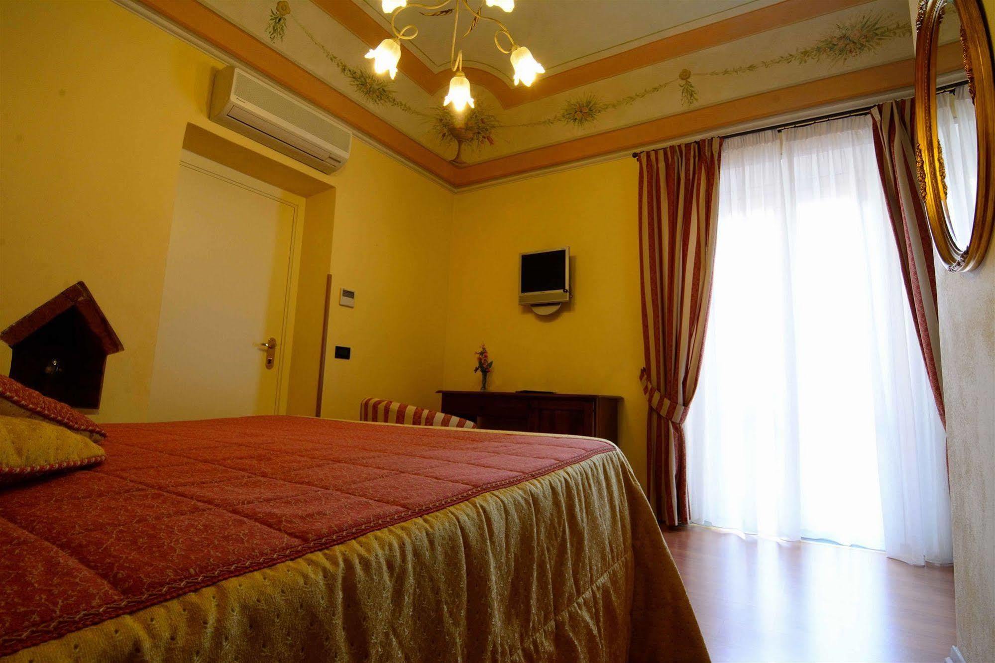 Hotel Di Stefano Pisa Exterior photo