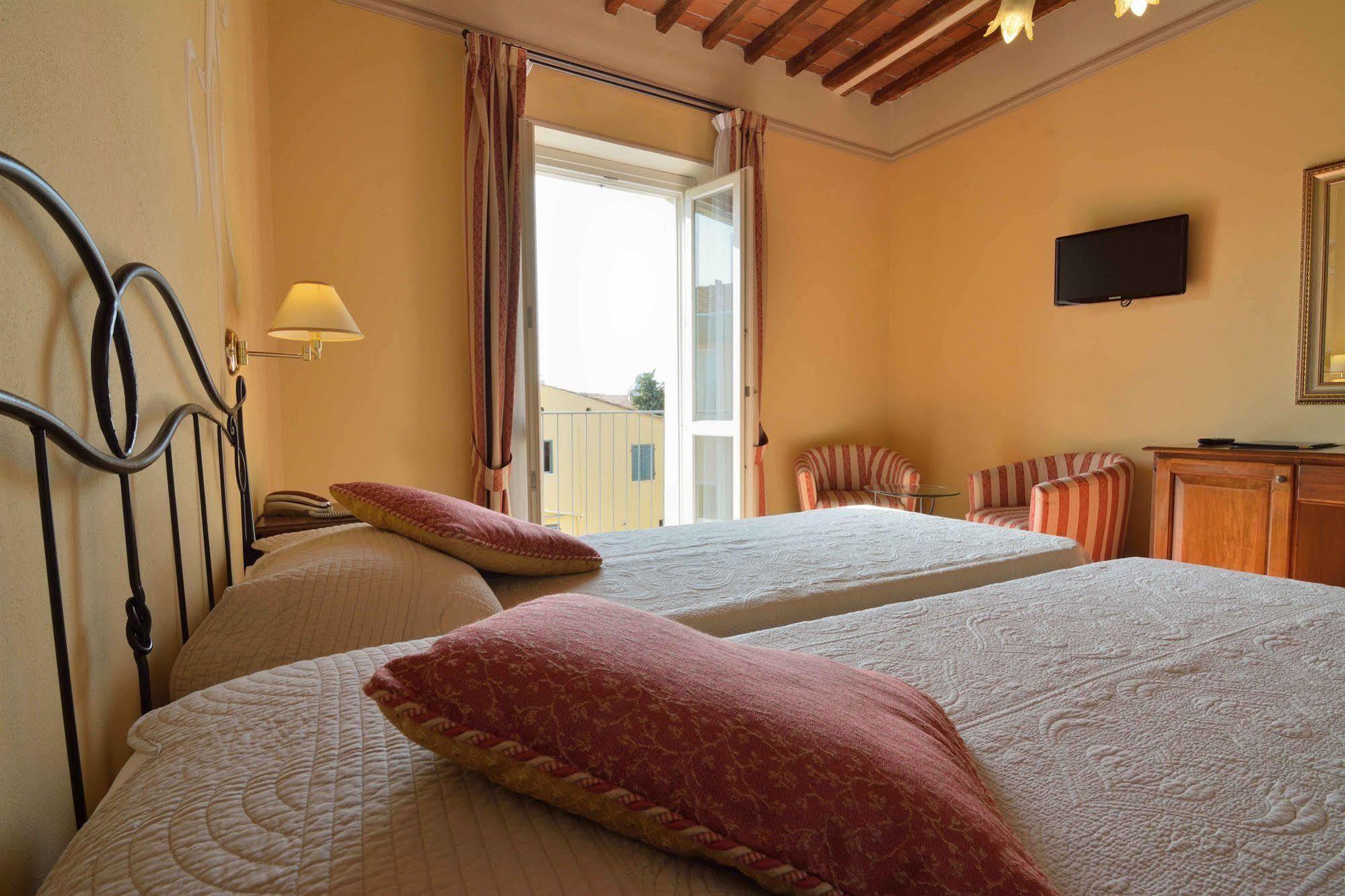 Hotel Di Stefano Pisa Exterior photo